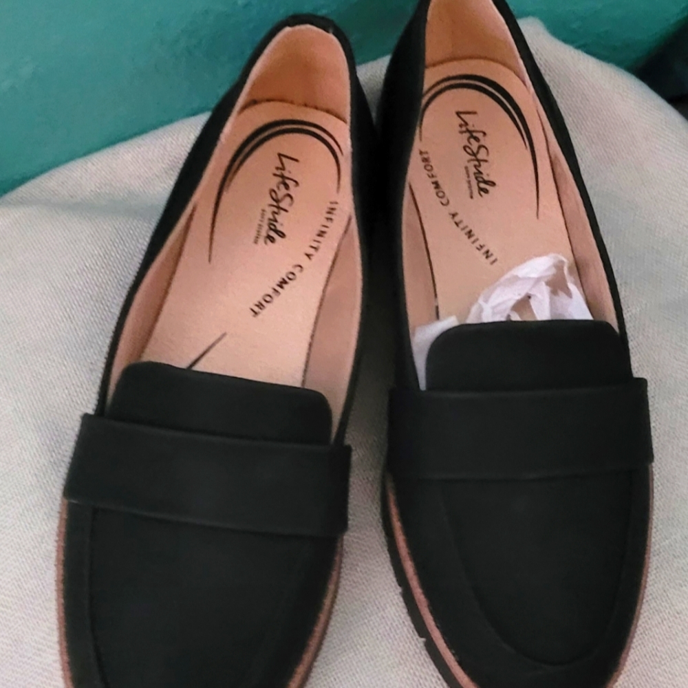 Shoes for women size 8w